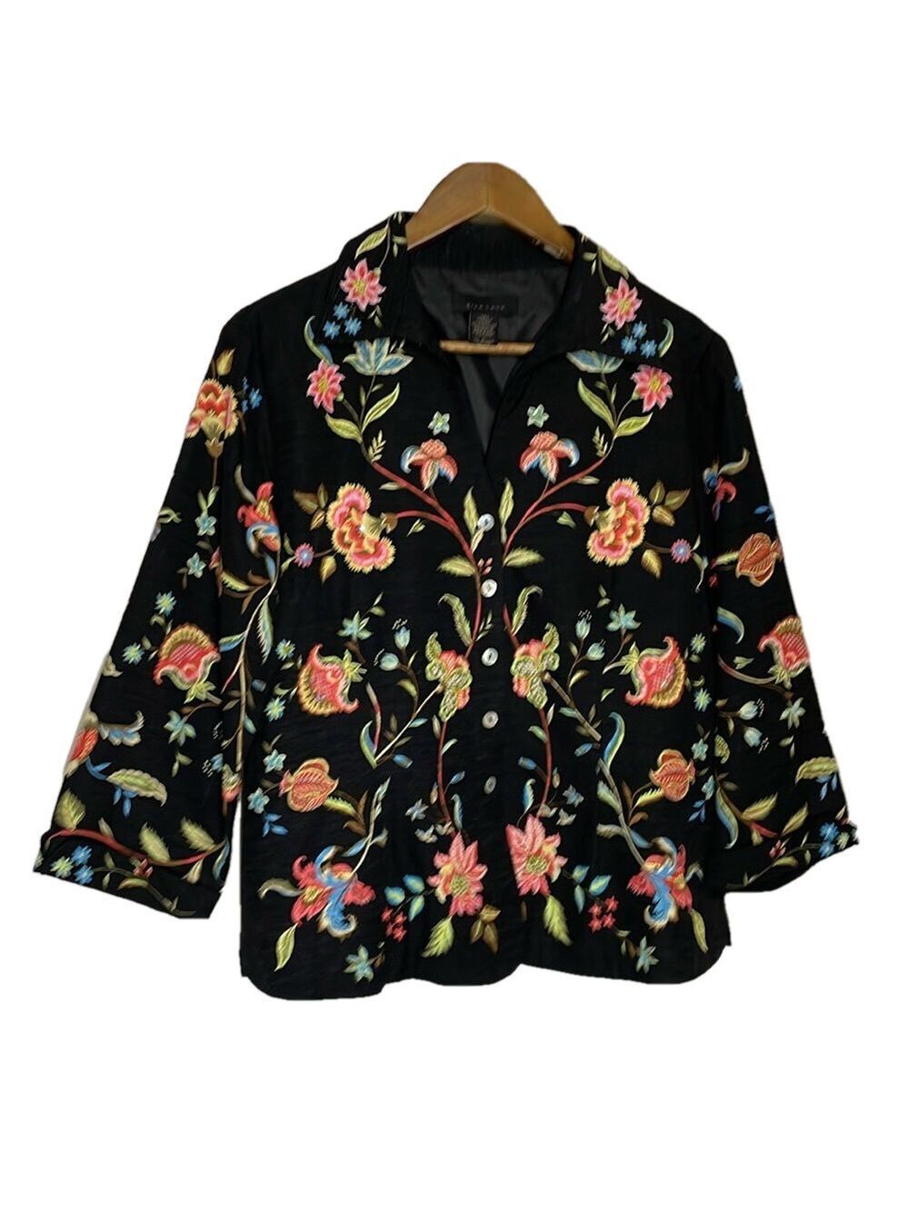 SilkLand black floral blazer sz large